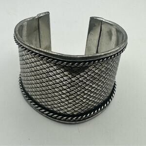 Bracelet Cuff Silver Mesh Chunky Bohemian Festival Statement Jewelry NWT $29.99